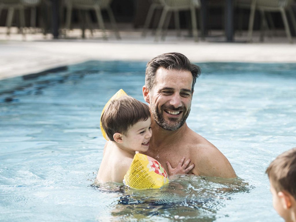 STROBLHOF: il vostro hotel per bambini con piscina in Alto Adige