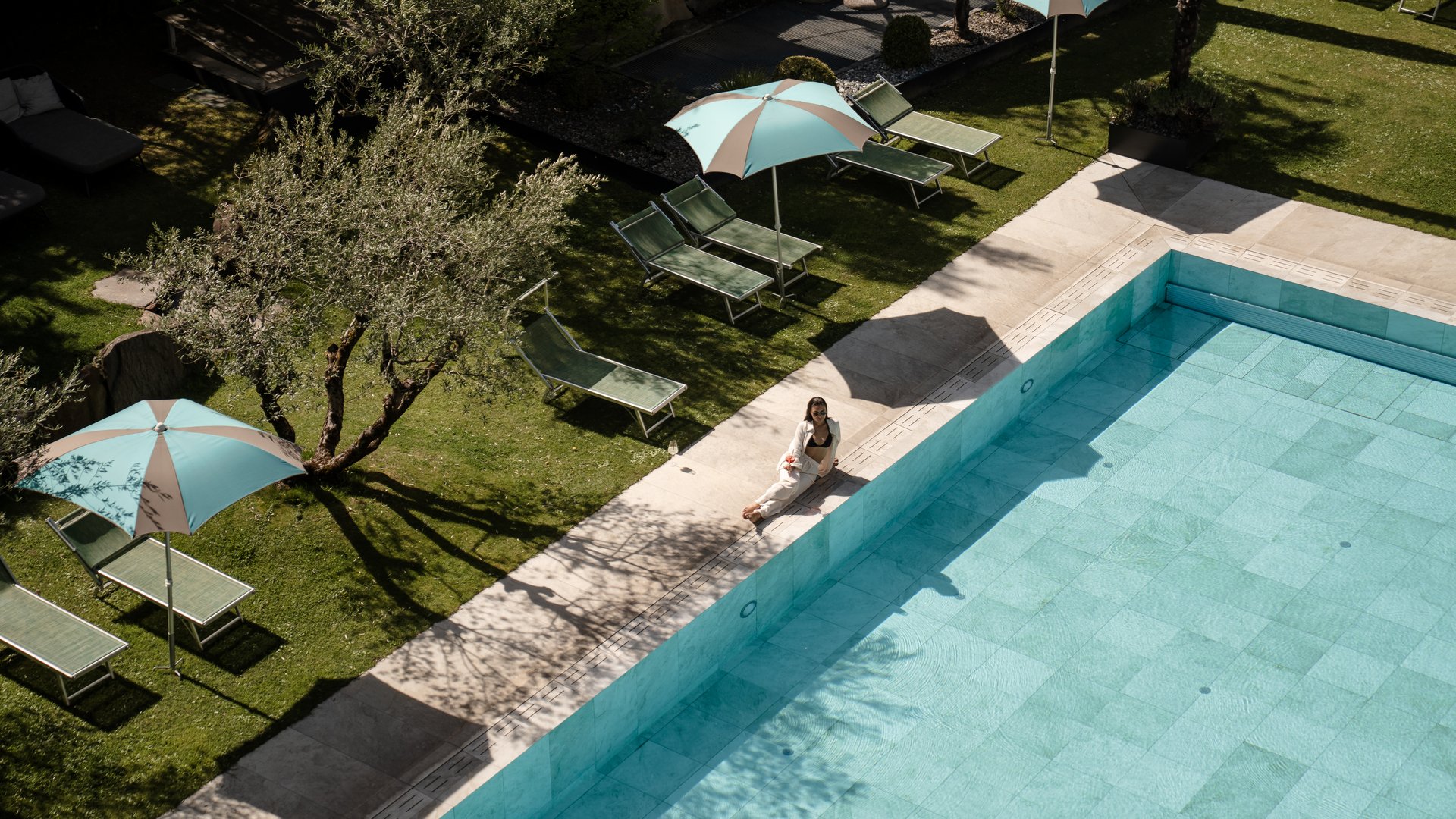Ihr Hotel in Südtirol mit Infinitypool Ihr Hotel in Südtirol mit Infinitypool