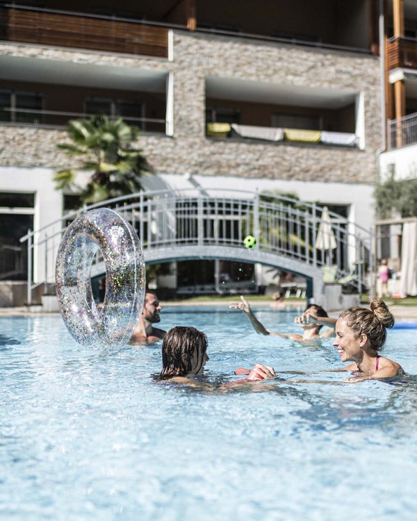 Stroblhof: Ihr Familienhotel in Südtirol mit Pool