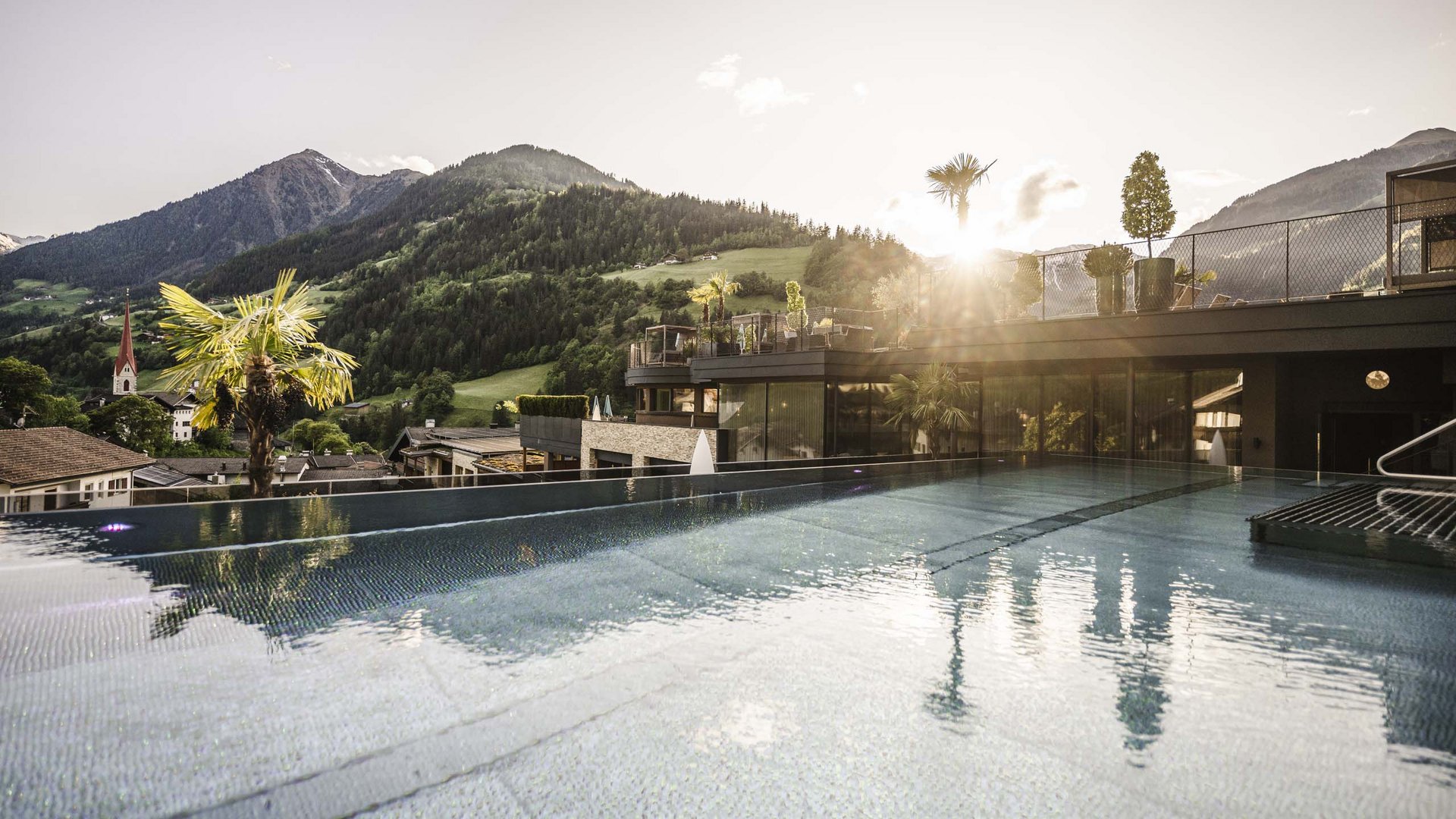 Your hotel in South Tyrol with an infinity pool